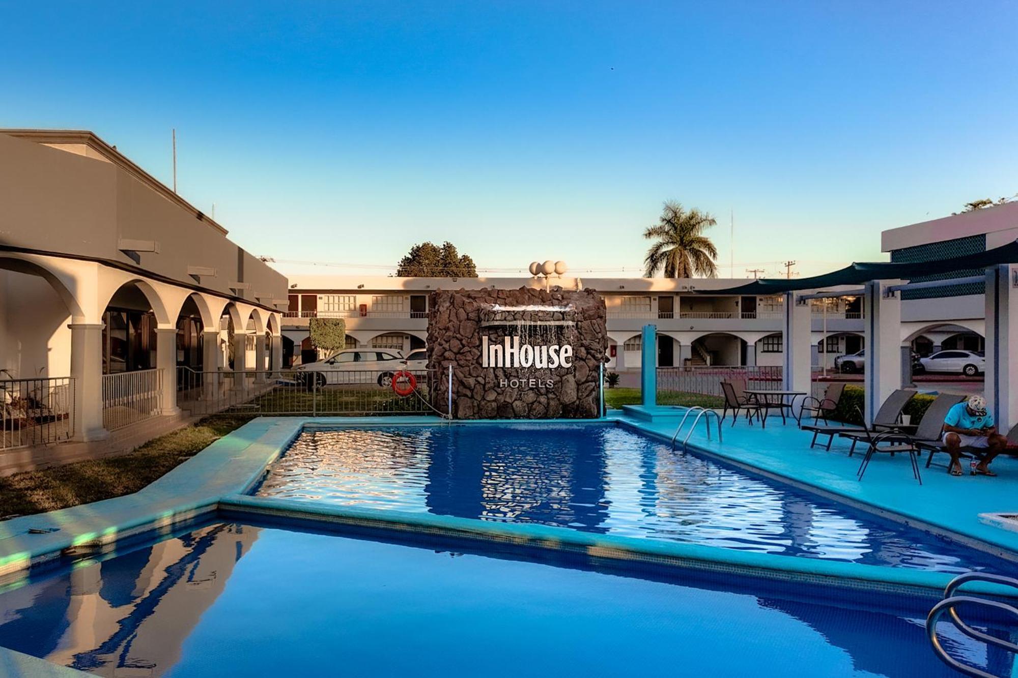 Hotel Inhouse Obregon Ciudad Obregón Exterior foto
