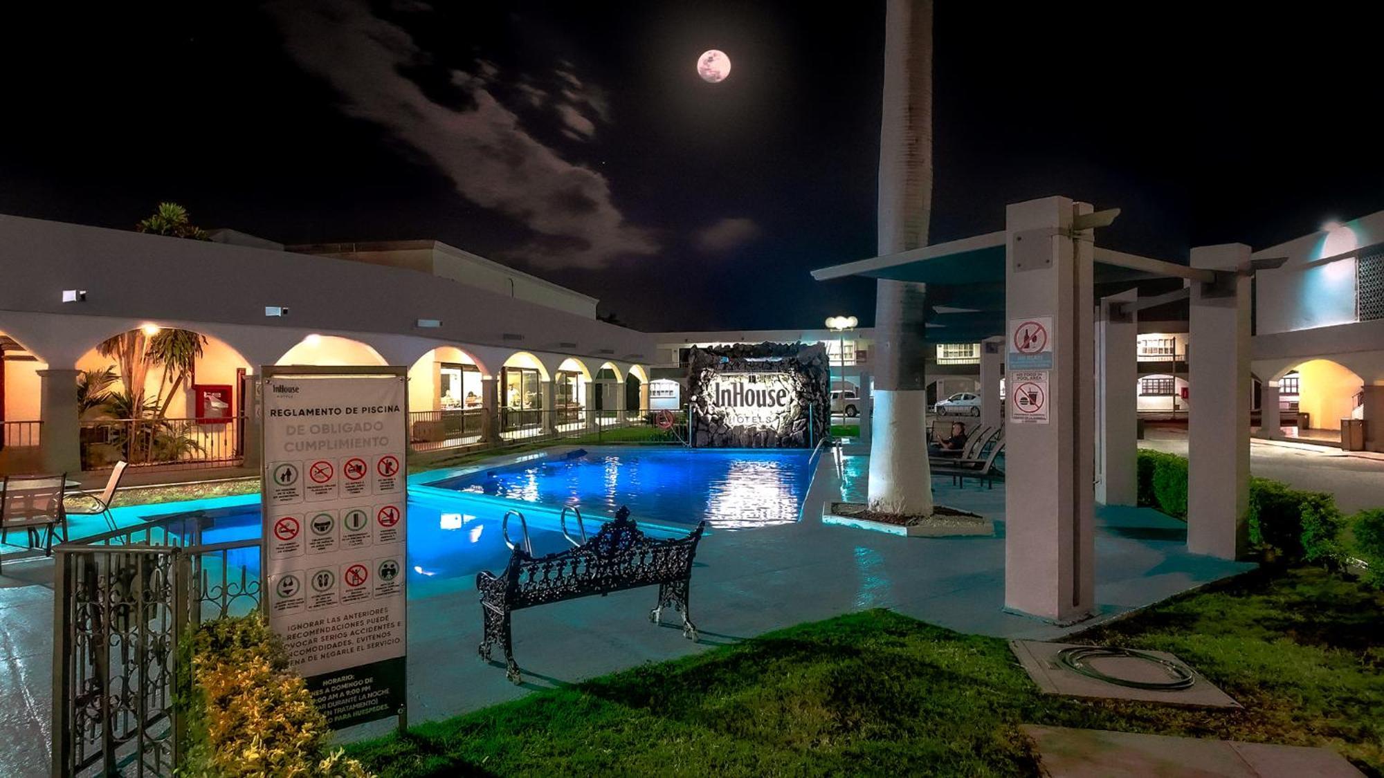 Hotel Inhouse Obregon Ciudad Obregón Exterior foto